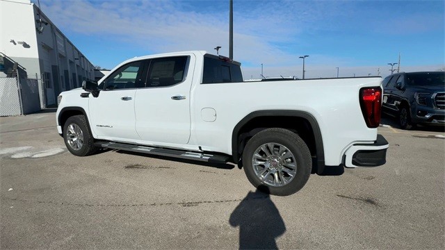 GMC Sierra 1500 Vehicle Full-screen Gallery Image 06