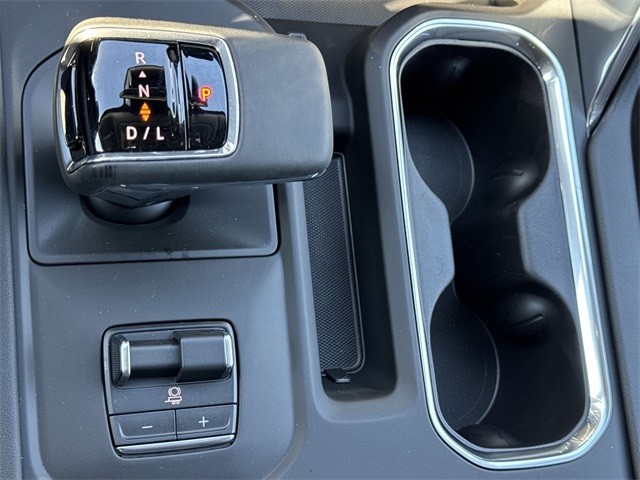 GMC Sierra 1500 Vehicle Full-screen Gallery Image 20