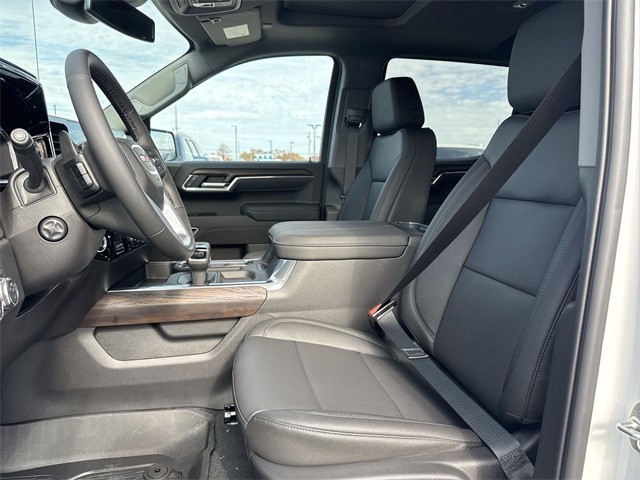 GMC Sierra 1500 Vehicle Full-screen Gallery Image 11