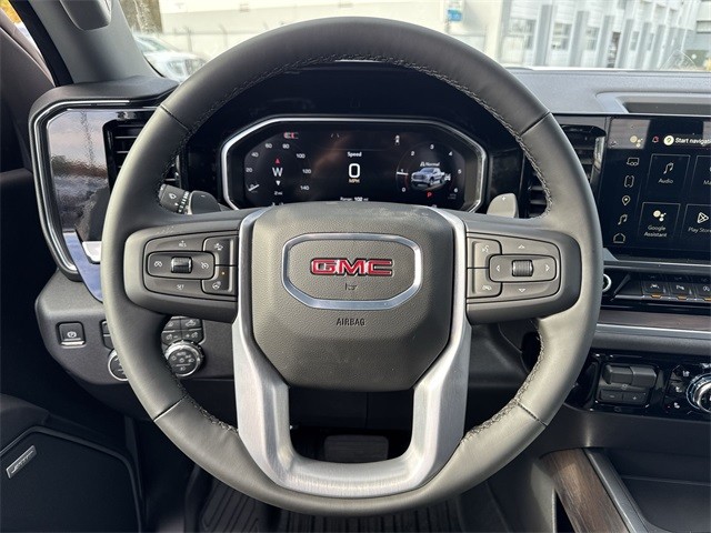 GMC Sierra 1500 Vehicle Full-screen Gallery Image 14