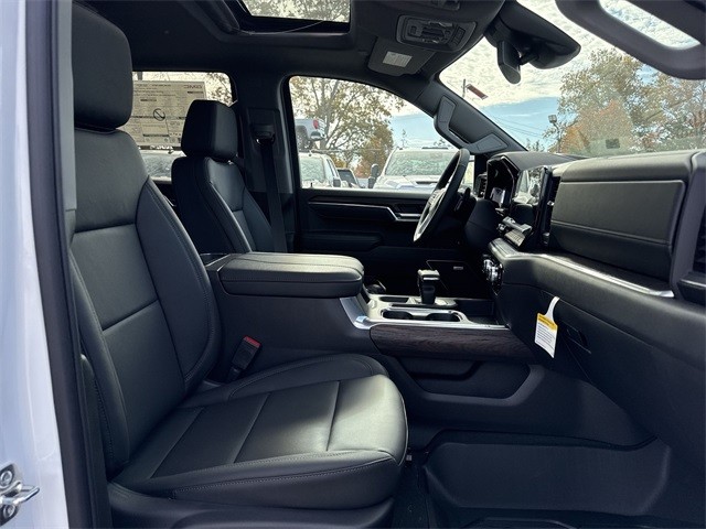 GMC Sierra 1500 Vehicle Full-screen Gallery Image 25