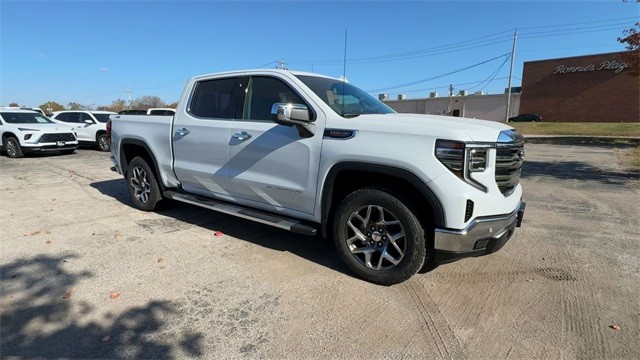 GMC Sierra 1500 Vehicle Full-screen Gallery Image 02