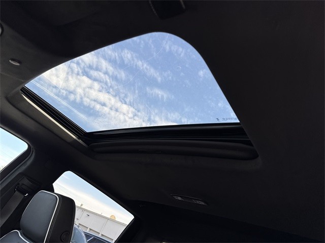 GMC Sierra 1500 Vehicle Full-screen Gallery Image 22