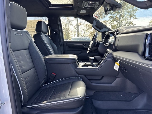 GMC Sierra 1500 Vehicle Full-screen Gallery Image 25