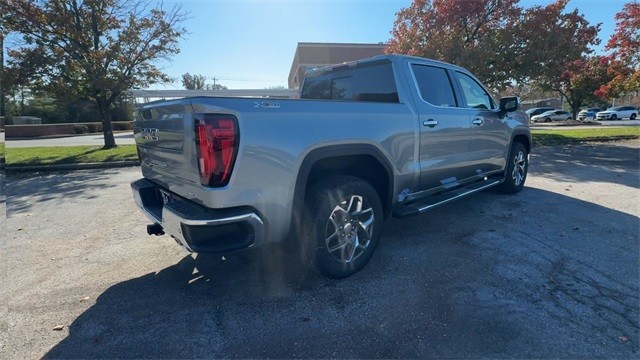 GMC Sierra 1500 Vehicle Full-screen Gallery Image 08