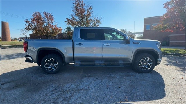 GMC Sierra 1500 Vehicle Full-screen Gallery Image 09