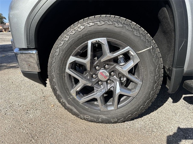 GMC Sierra 1500 Vehicle Full-screen Gallery Image 10