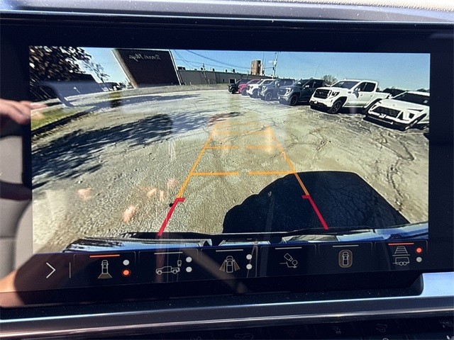 GMC Sierra 1500 Vehicle Full-screen Gallery Image 17