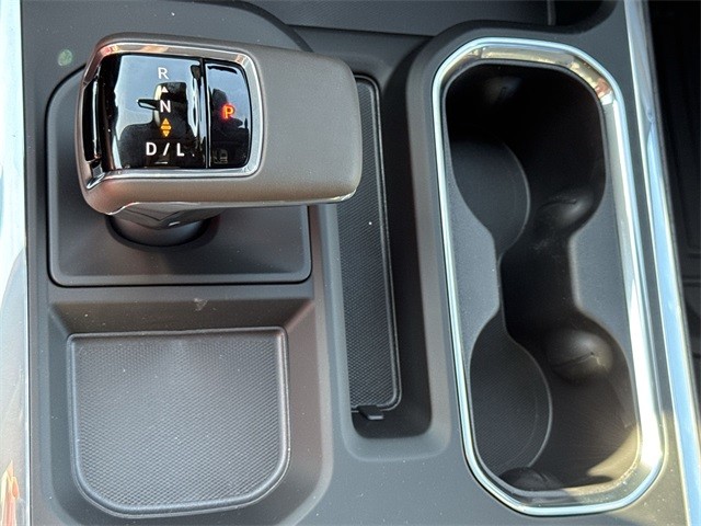 GMC Sierra 1500 Vehicle Full-screen Gallery Image 20