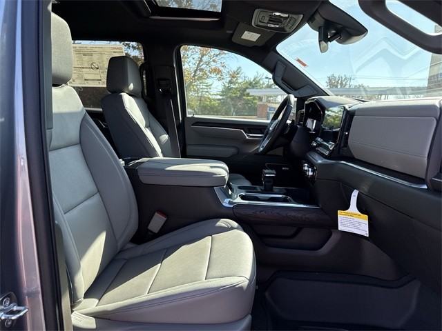 GMC Sierra 1500 Vehicle Full-screen Gallery Image 25