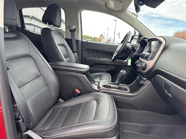 GMC Canyon Vehicle Full-screen Gallery Image 31