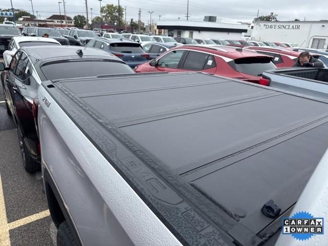 GMC Sierra 1500 Vehicle Full-screen Gallery Image 14