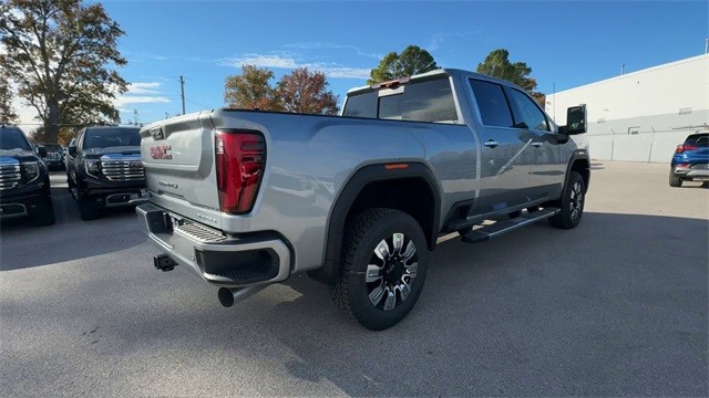 GMC Sierra 2500HD Vehicle Full-screen Gallery Image 08