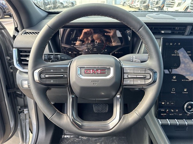 GMC Terrain Vehicle Full-screen Gallery Image 14