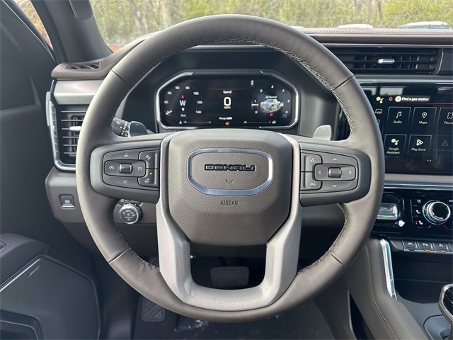 GMC Sierra 1500 Vehicle Full-screen Gallery Image 14