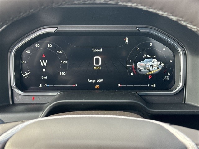 GMC Sierra 1500 Vehicle Full-screen Gallery Image 15