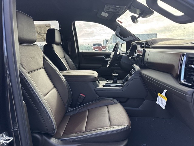 GMC Sierra 1500 Vehicle Full-screen Gallery Image 24