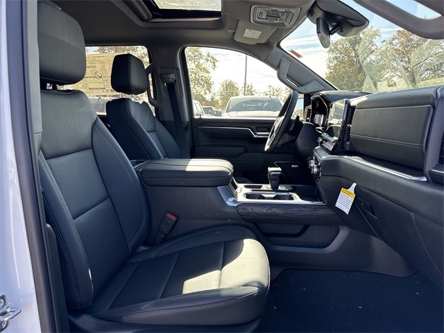 GMC Sierra 1500 Vehicle Full-screen Gallery Image 25