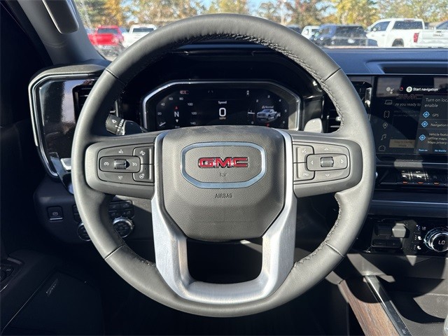 GMC Sierra 1500 Vehicle Full-screen Gallery Image 14