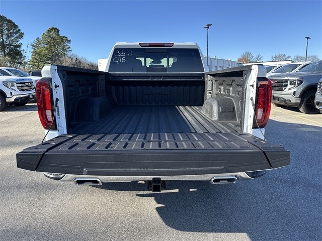 GMC Sierra 1500 Vehicle Full-screen Gallery Image 24