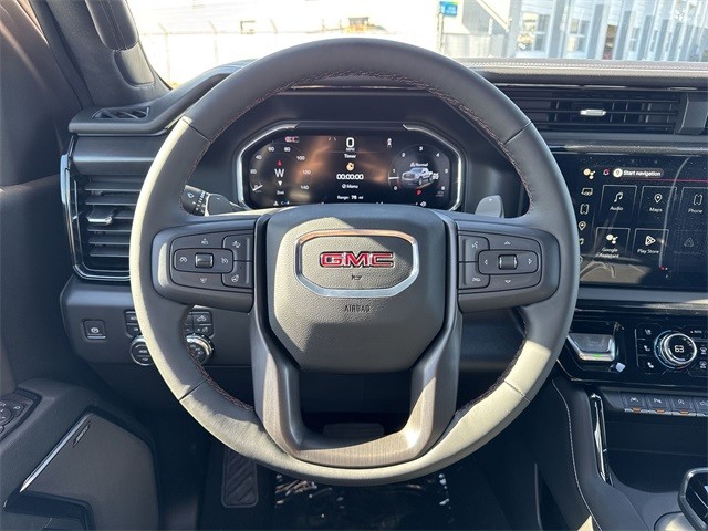 GMC Sierra 1500 Vehicle Full-screen Gallery Image 14