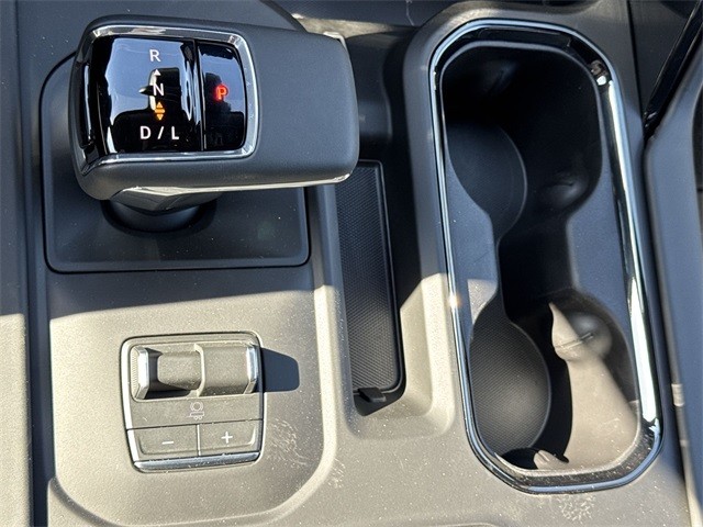 GMC Sierra 1500 Vehicle Full-screen Gallery Image 20