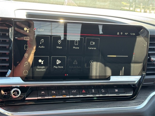 GMC Sierra 1500 Vehicle Full-screen Gallery Image 16