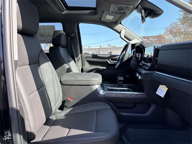 GMC Sierra 1500 Vehicle Full-screen Gallery Image 25