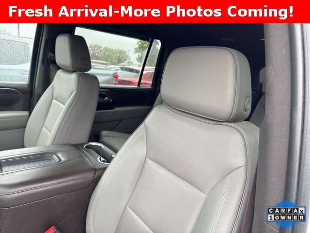 GMC Yukon XL Vehicle Full-screen Gallery Image 17