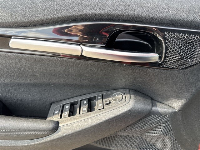 Kia Seltos Vehicle Full-screen Gallery Image 27