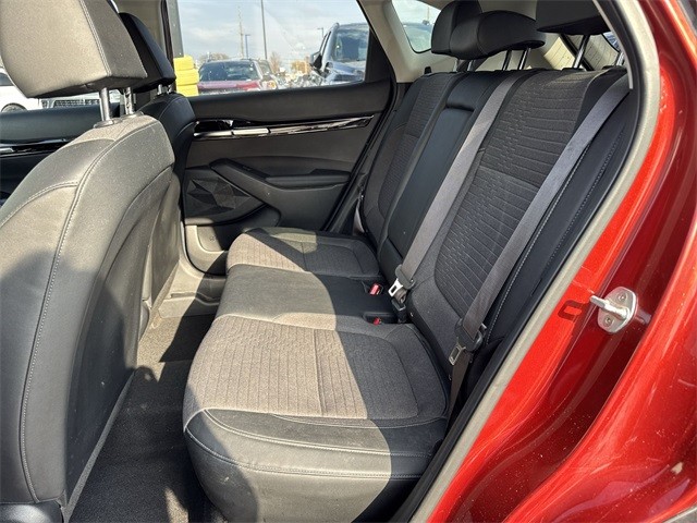 Kia Seltos Vehicle Full-screen Gallery Image 28