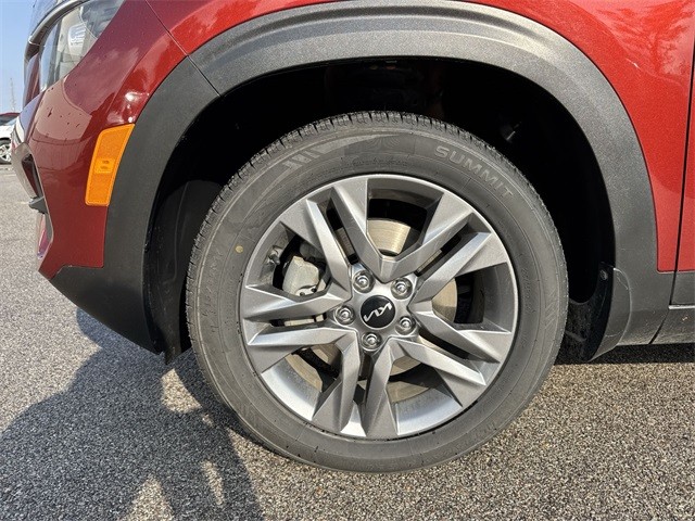 Kia Seltos Vehicle Full-screen Gallery Image 36