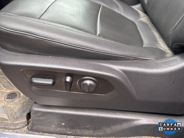 GMC Sierra 1500 Vehicle Full-screen Gallery Image 22