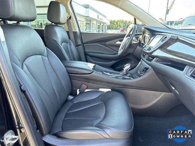 Buick Envision Vehicle Full-screen Gallery Image 28