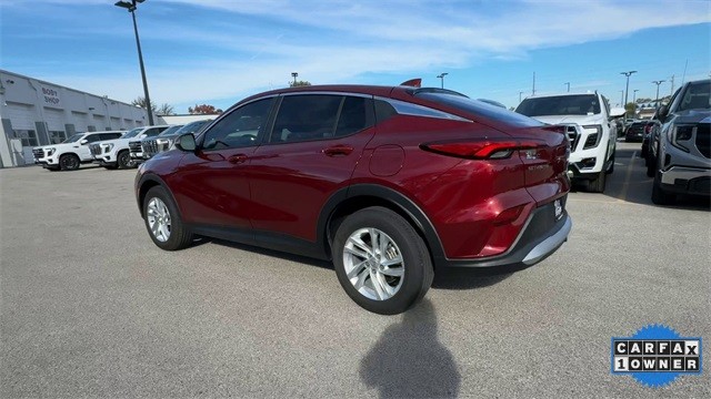 Buick Envista Vehicle Full-screen Gallery Image 06