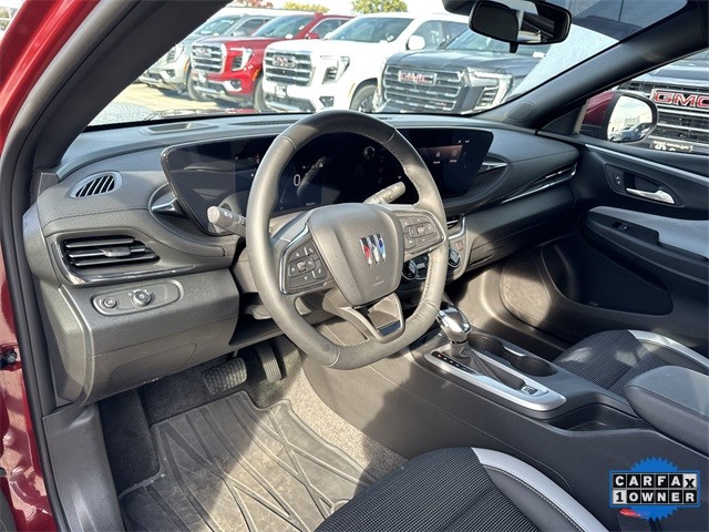 Buick Envista Vehicle Full-screen Gallery Image 10