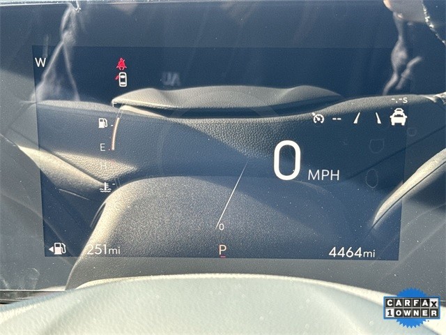 Buick Envista Vehicle Full-screen Gallery Image 12