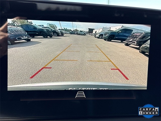 Buick Envista Vehicle Full-screen Gallery Image 14