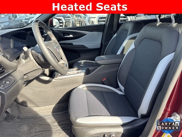 Buick Envista Vehicle Full-screen Gallery Image 18