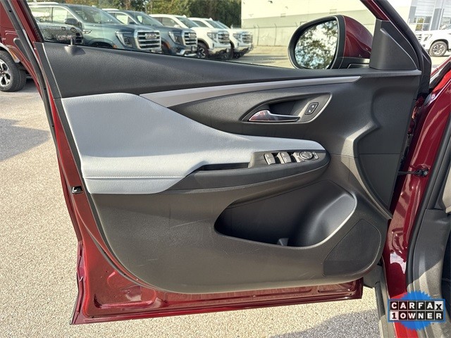 Buick Envista Vehicle Full-screen Gallery Image 21