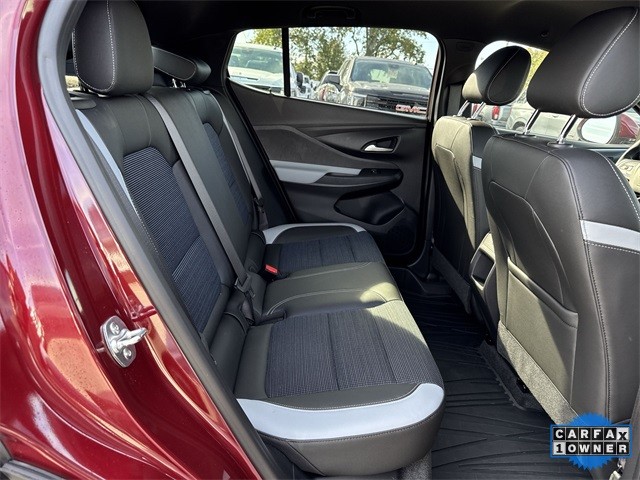 Buick Envista Vehicle Full-screen Gallery Image 26