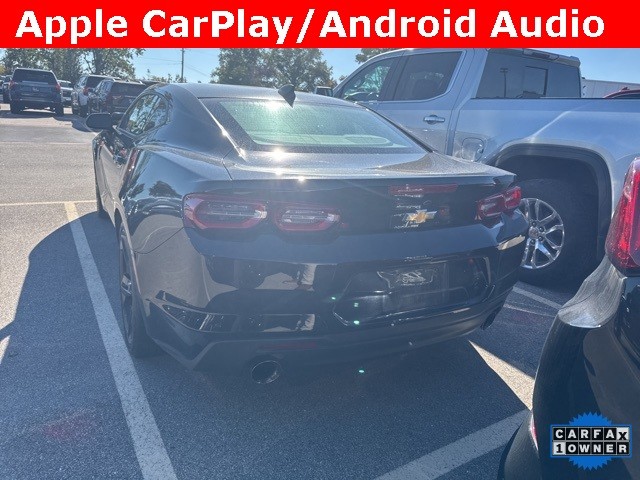 Chevrolet Camaro Vehicle Full-screen Gallery Image 05