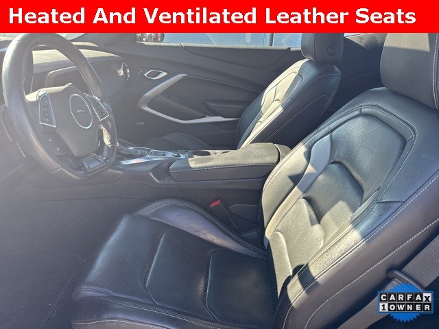 Chevrolet Camaro Vehicle Full-screen Gallery Image 09