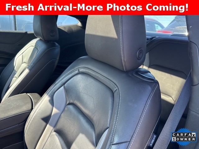 Chevrolet Camaro Vehicle Full-screen Gallery Image 10