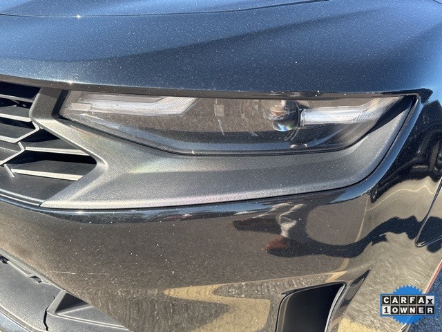 Chevrolet Camaro Vehicle Full-screen Gallery Image 19