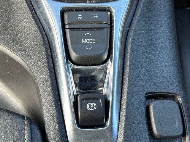 Chevrolet Camaro Vehicle Full-screen Gallery Image 34