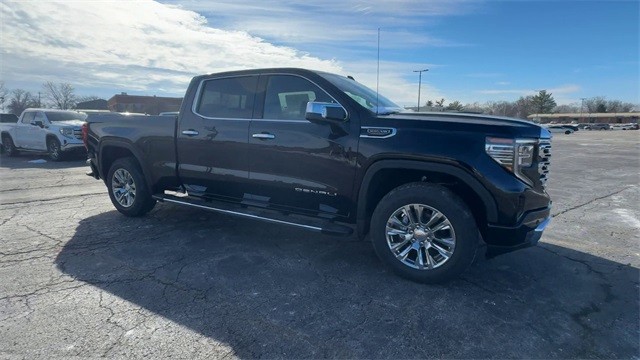 GMC Sierra 1500 Vehicle Full-screen Gallery Image 02