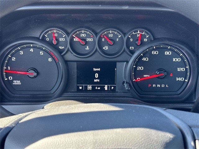 GMC Sierra 2500HD Vehicle Full-screen Gallery Image 15