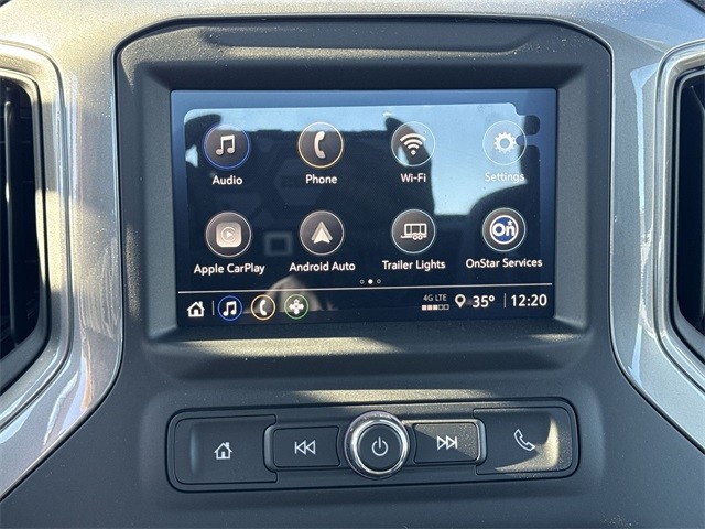 GMC Sierra 2500HD Vehicle Full-screen Gallery Image 16