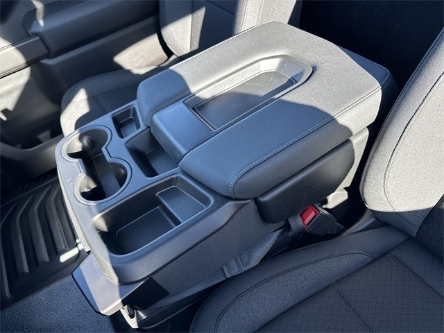 GMC Sierra 2500HD Vehicle Full-screen Gallery Image 20